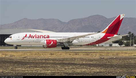 N791av Avianca Boeing 787 8 Dreamliner At Santiago De Chile Arturo