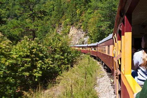 Great Smoky Mountains Railroad Train Rides Places To Go Smokey