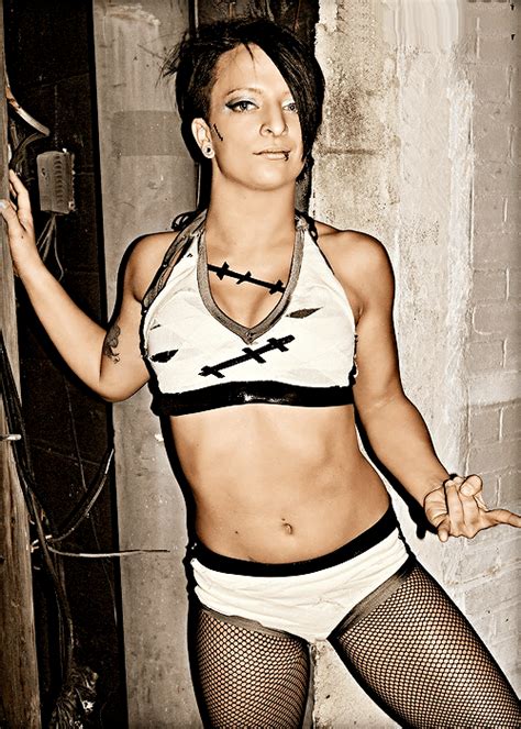 Sexy Ruby Riott WWE Boobs Pictures Which Will Make You Sweat All Over The Viraler