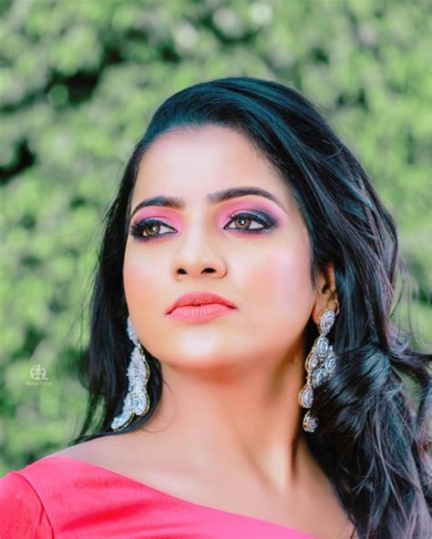 Though he is coming to malayalam with the movie attakkalasam, it will take a while to reach the best characters in malayalam. Vj Chithra - Yjqxizp8s1ugtm / Tamil actress and tv host vj ...