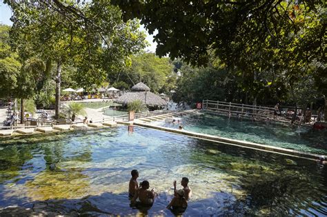 Check spelling or type a new query. Conheça as águas quentes de Caldas Novas em Goiás | Qual Viagem