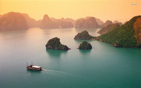 4 Most Beautiful Bays In Vietnam For A Luxury Tour To