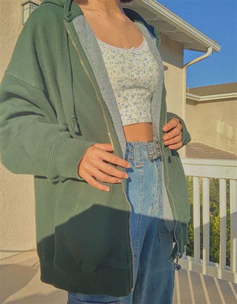 Soft Girl Aesthetic Outfit 90s Soft Girl Aesthetic Outfit Indie