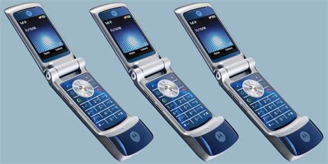 The Razr Flip Phone Is Coming Back And Were Feeling All Sorts Of