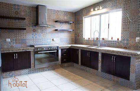 Los azulejos por lo general son muy acudidos al momento de la decoración de la cocina. Cocina moderna con azulejo vintage: cocinas de estilo por ...