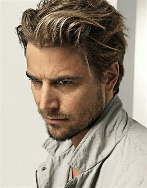 Very short, long, or tousled and choppy. short-wavy-hairstyle-for-men-with-diamond-face-shape ...