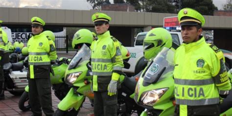Las fechas pueden cambiar a medida que se anuncien los cambios oficiales, por lo que recomendamos que revise frecuentemente las actualizaciones. Policía reporta 10 muertos y 16 heridos en Colombia en el ...