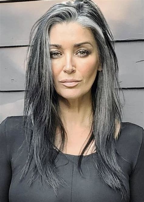 Natural Gray Hair Long Gray Hair Silver Grey Hair Grey Hair Over Pelo Color Plata