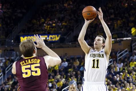 Nik Stauskas Goes 15 For 15 In Under A Minute Video