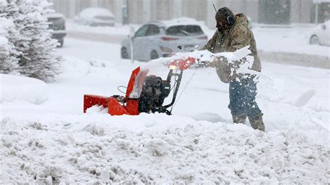 Deadly Winter Storm That Blasted Plains With Blizzard Dumps Heavy Snow