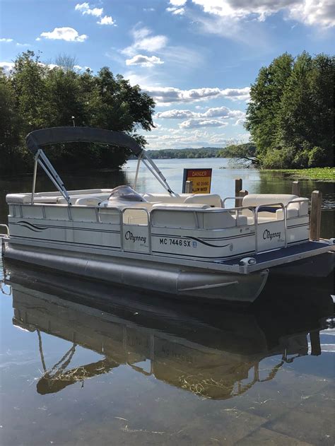 Pontoon Boats for sale in Fenton, Michigan | Facebook Marketplace