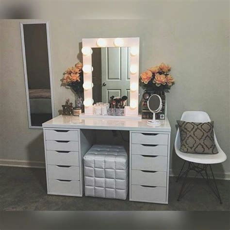 DIY Vanity Mirror With Lights For Bathroom And Makeup Station Vanity