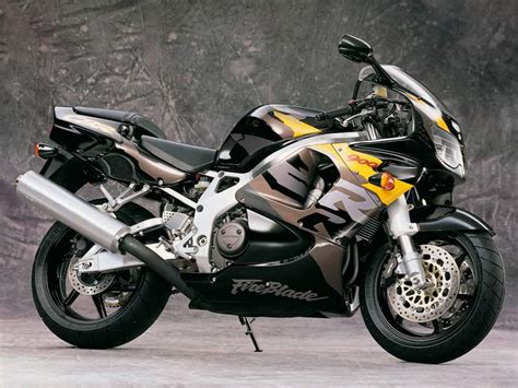 Honda cbr 900rr fireblade year: HONDA CBR 900RR Fireblade specs - 1996, 1997, 1998, 1999 ...