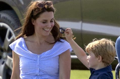 Doch es wird nicht der letzte prunkvolle wohnsitz der beiden und. Royals auf Familienausflug bei Tetbury: Prinz William ...