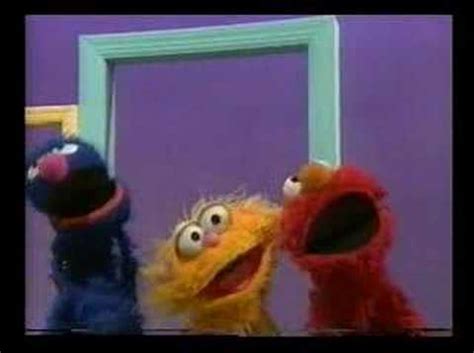 In this full episode, elmo and zoe are trying to find things that start with the letter p. Sesame Street - Taking Turns - YouTube