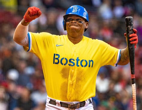 Gap Still Reportedly Remains Between Rafael Devers Red Sox In