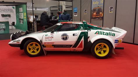 Lancia Stratos Sideview