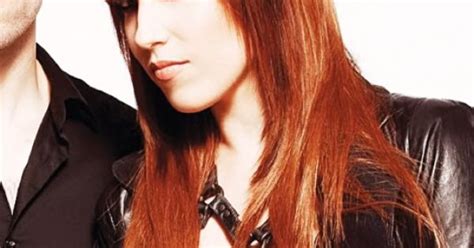 Lzzy Hale Of Halestorm In Red Hair Mode Hair Addiction Pinterest