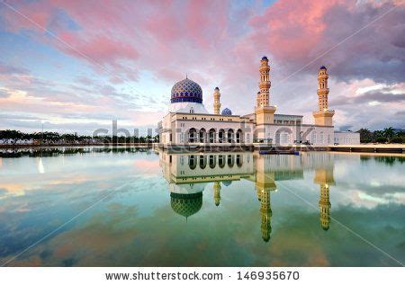 The kota kinabalu city mosque (malay: Kota Kinabalu City Floating Mosque, Sabah Borneo East ...