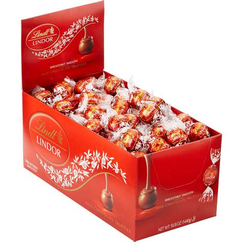 From selecting the finest ingredients to roasting and grinding cocoa beans to perfection, the lindt maîtres chocolatiers create the ultimate lindt chocolate delights. Lindt Chocolate Truffles 120 Pc. Box | Candy & Chocolate ...