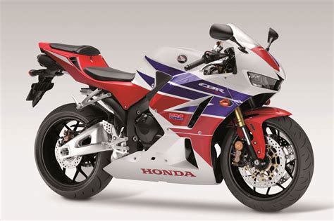 Honda CBR RR Ficha técnica y precio Moto Pro