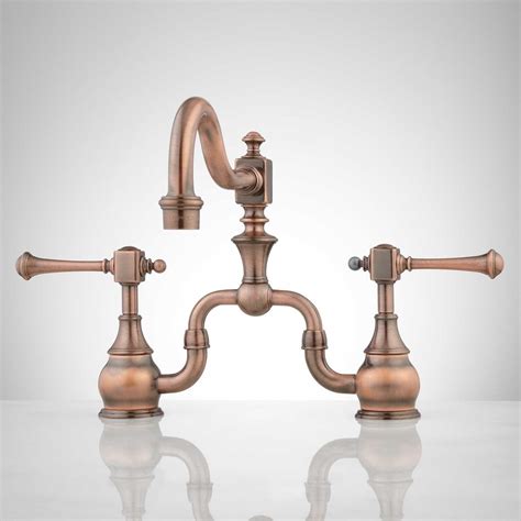 Old Fashioned Looking Kitchen Faucets