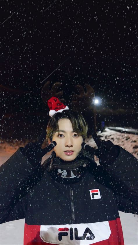 Festive Christmas Wallpaper Featuring Jungkook