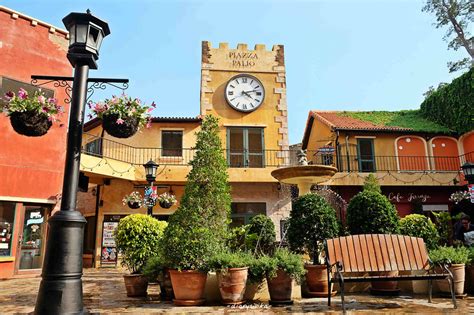 Among the various facilities are a fitness centre, a bar, as well as a garden. Primo Piazza, Palio Village, dan Chocolate Factory di Khao ...