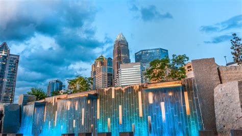 A Visitors Guide To Charlotte What To Eat Drink See And Do