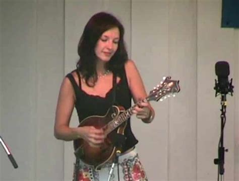 10 Famous Mandolin Players And Their Mandolin Performance Great