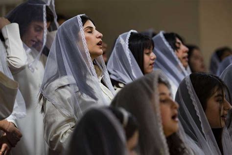 Churches In Middle East Hapless As Christians Migrate En Masse World