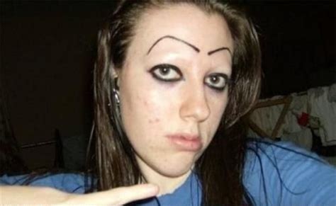 20 MEGA Eyebrow Fails Bad Eyebrows Bad Makeup Funny Eyebrows