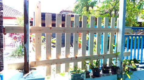40 model pagar tembok minimalis desainrumahnya com. Gambar Pagar Rumah Dari Kayu Palet | Desain Rumah
