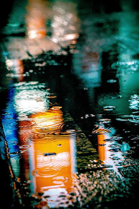 5k Free Download Puddle Rain Drops Neon Reflection Lights Hd