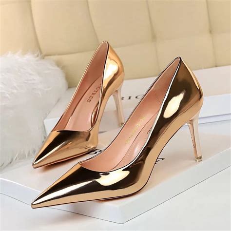Gold colored medium high heels shoes - Husla Market