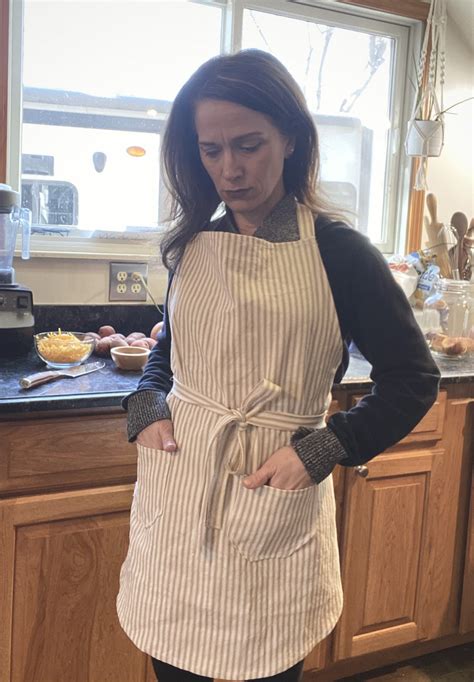 How To Sew A Work Apron With Pockets Tutorial Riggs Creek Farmhouse