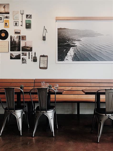 Our Hometown Guide to 36 Can't Miss Spots in Encinitas | Tasting room, Bar lounge, Hometown