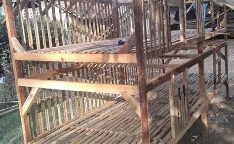 Membuat kandang ayam bangkok sederhana dari bambu. Desain Kandang Ayam Petelur Dari Bambu - Kandang 1