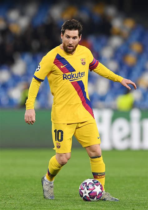 Argentinian soccer player lionel messi moved to spain at the age of 13. Lionel Messi - Lionel Messi Photos - SSC Napoli v FC Barcelona - UEFA Champions League Round of ...