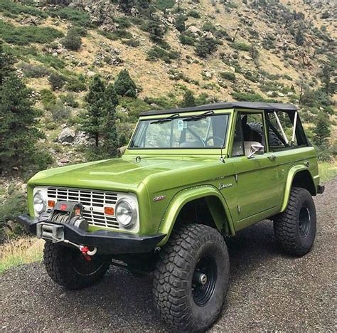 Old Ford Bronco Old Ford Truck Bronco Truck Early Bronco Ford 4x4