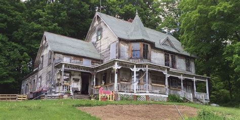 Raise Your Hand If You Want To Fix Up This Gigantic Victorian Farmhouse