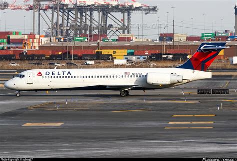 N982at Delta Air Lines Boeing 717 2bd Photo By Subing27 Id 1257248