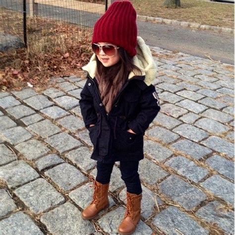 15 Adorable Little Girls Winter Outfit Ideas