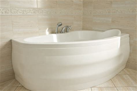 Badewanne aus Kunststoff kaufen - was Sie dabei beachten ...