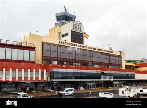 Madrid España 22 De Noviembre De 2019 Terminal 2 Del Aeropuerto De