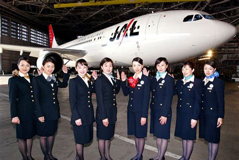 Japan Airlines Lets Female Crew Ditch High Heels After Kutoo Campaign Abovewhispers