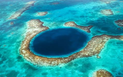 The Blue Hole Belize Belize Barrier Reef Great Barrier Reef Great