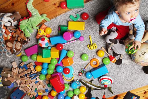 4 Reasons Having Fewer Toys Is Better For Your Kids