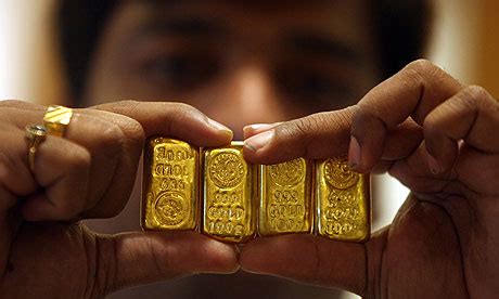 The cubes are measured by volume & gold weight of 19.30 g/cm−3. Gold price 'to hit $2,000 an ounce' | Business | The Guardian