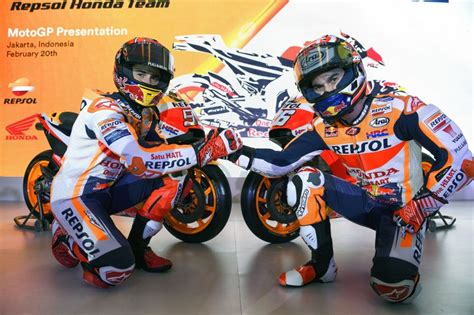 Get the latest motogp racing information and content from photos and videos to race results, best lap times and driver stats. Repsol Honda Team unveil new 2018 livery in Jakarta | MotoGP